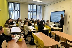 Профилактические беседы со школьниками прошли в Краснопахорском районе